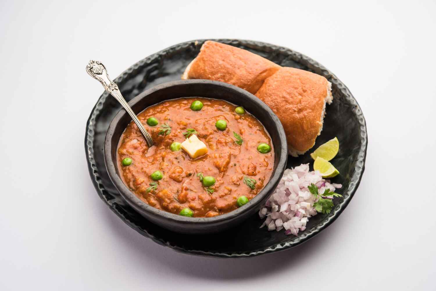 How to Prepare Mumbai Special Pav Bhaji at Home?